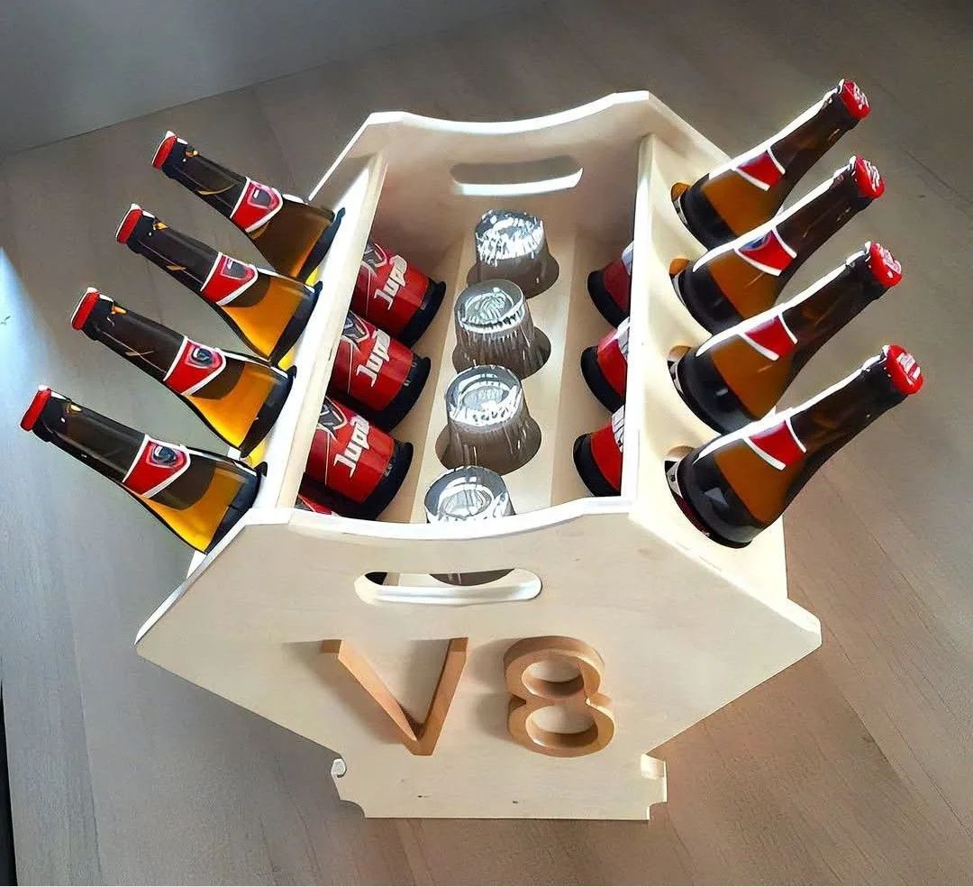 Деревянный ящик для пива в форме двигателя V8