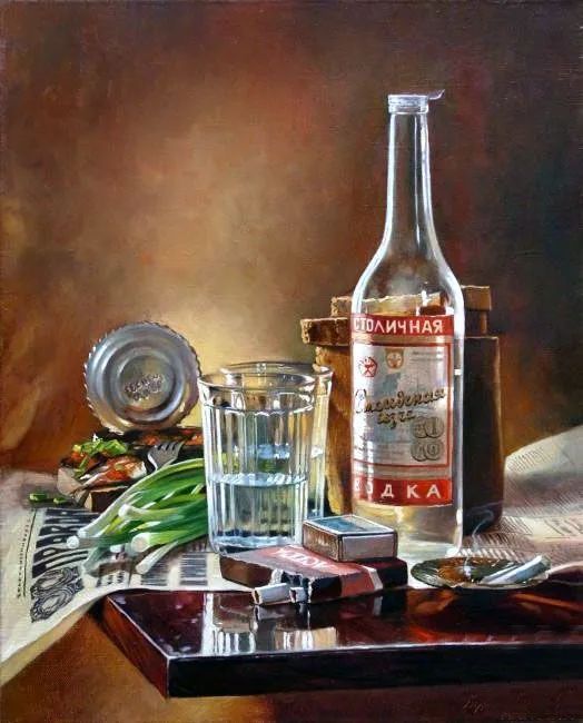 СТОЛИЧНАЯ ВОДКА ШПРОТЫ