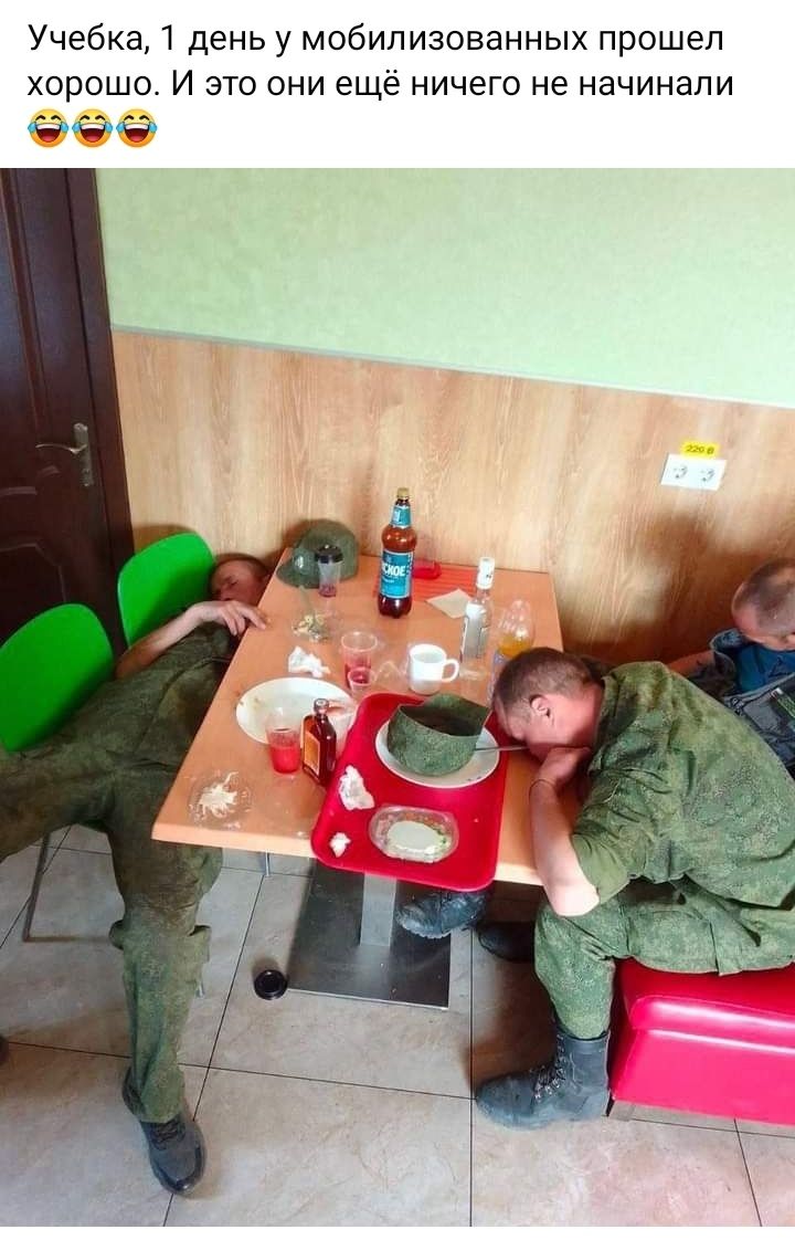 Учебка 1 день у мобилизованных прошел хорошо И это они ещё ничего не начинали