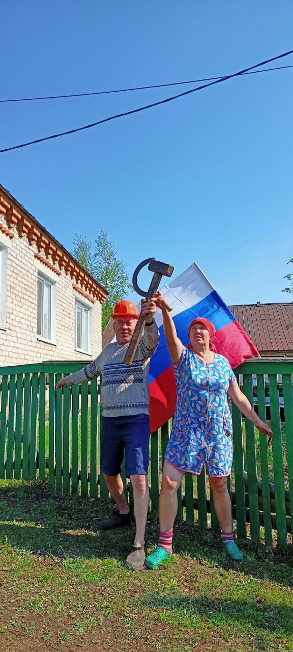 ТАЬ

Ш

