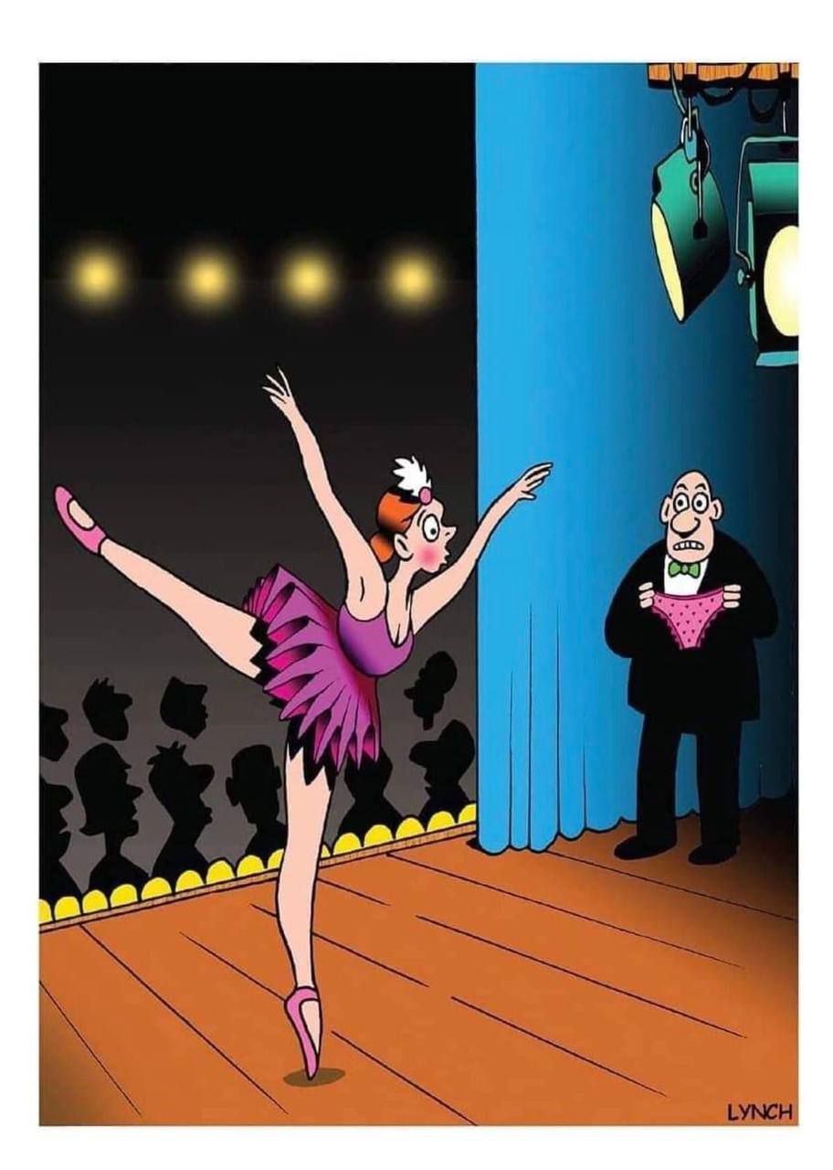 Карикатура: балерина на сцене, зрители в зале, режиссёр в кулисе держит розовый костюм.