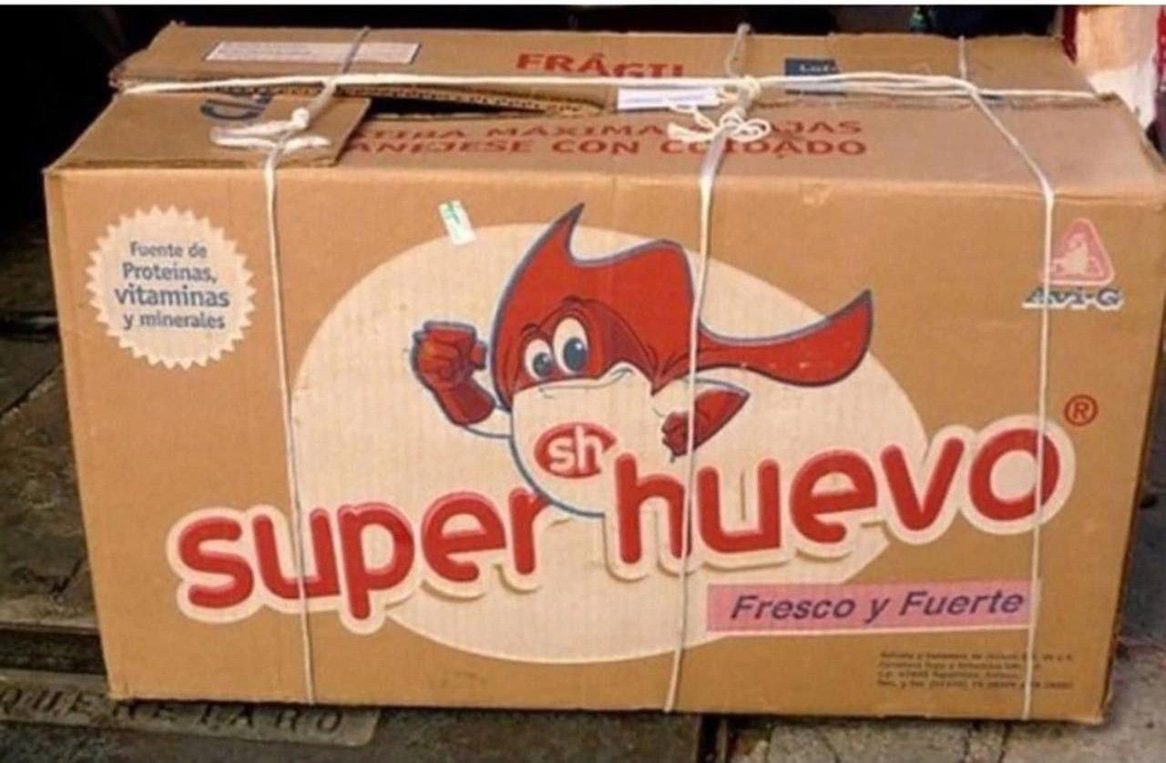 super huevo Fresco y Fuerte Fuente de Proteínas, vitaminas y minerales