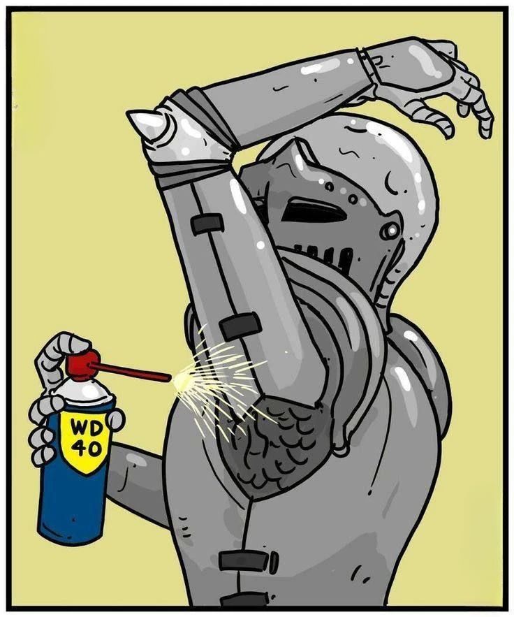 WD-40 спрей, рыцарь распыляет смазку на суставы.