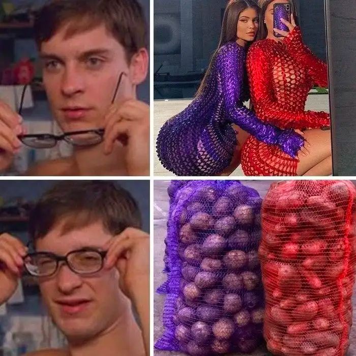 Коллаж из кадров meme: мужчина в очках и две женщины в облегающих сетчатых костюмах.