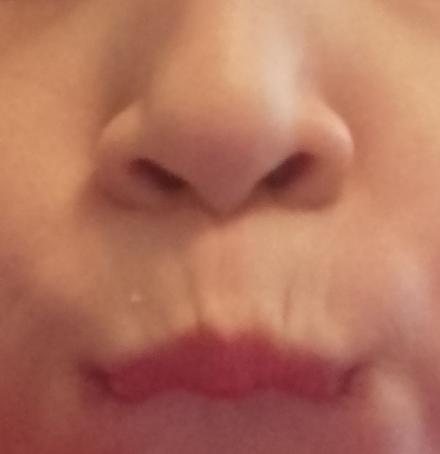 крупный план носа и губ на лице