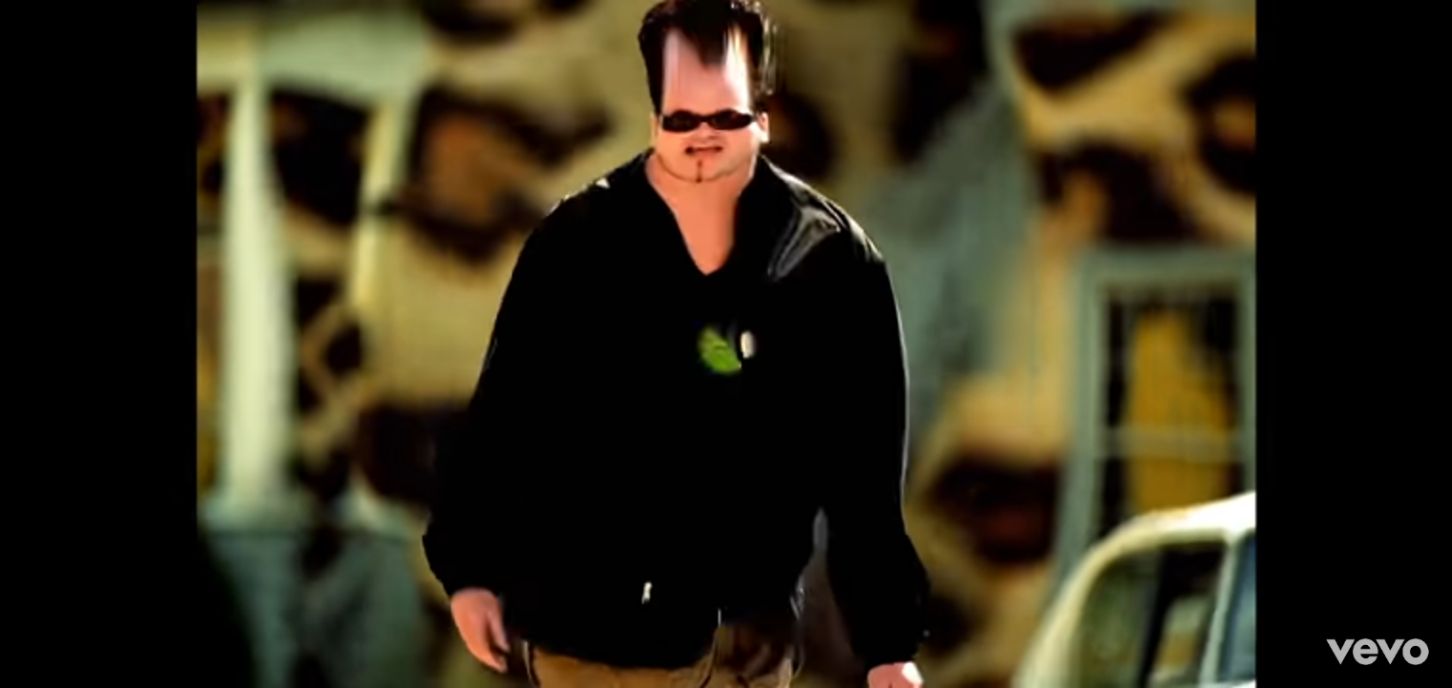 уеуо