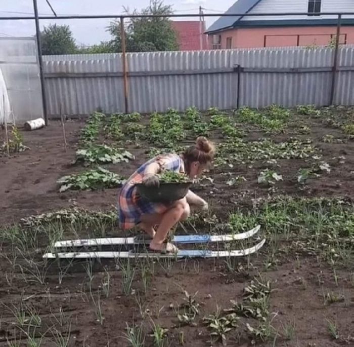 и т Э __ _