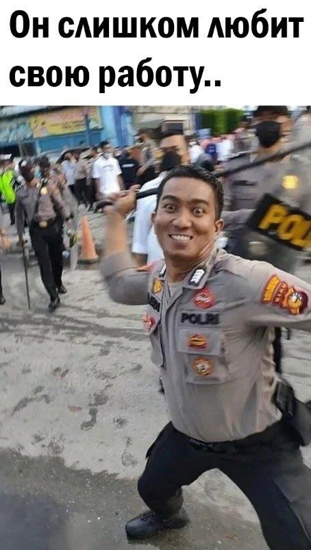 Он слишком любит свою работу..